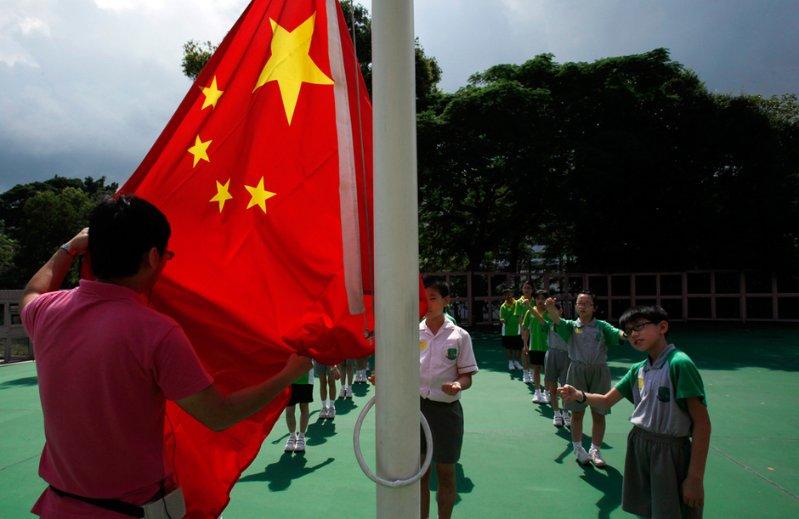 冷知识分享平台-元旦大家在做什么?心情好还是不好?,发现奇闻异事的乐趣!